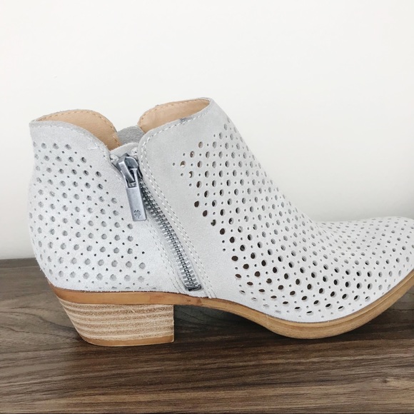 Lucky Brand Perforated Beige Zip Up Ankle Booties - Picture 8 of 11
